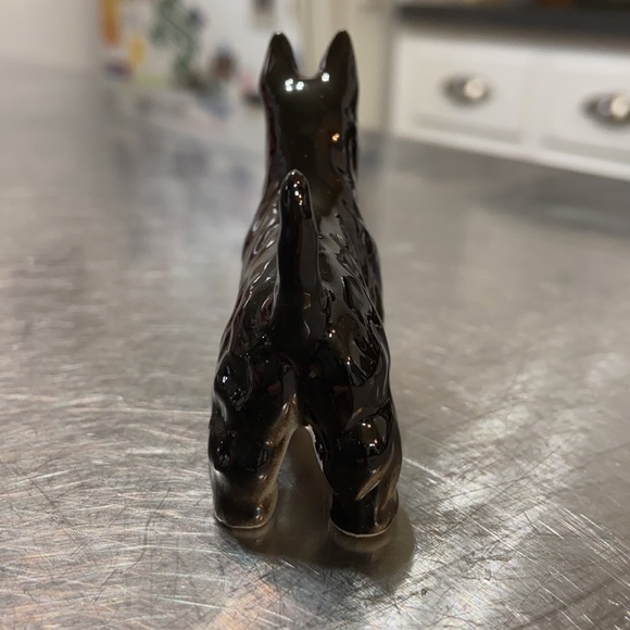 Miniature Scottie Dog Figurine - Picture 4 of 6